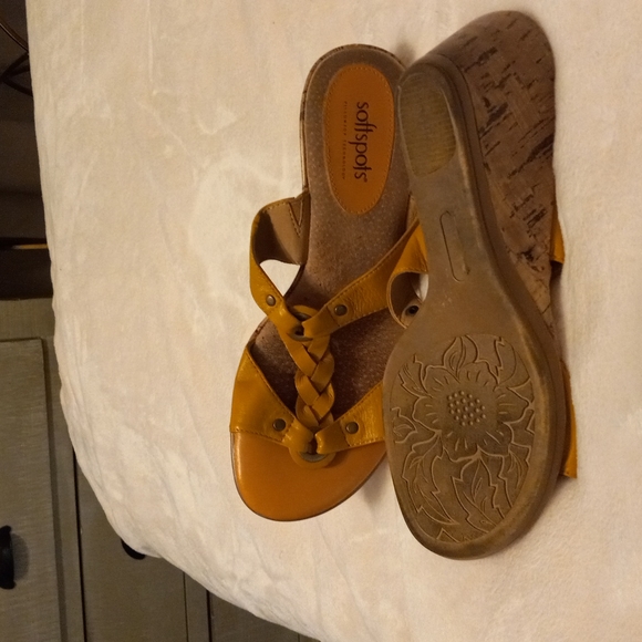 Shoes, clothes, most brands, 7-8M, most colors - Picture 4 of 4